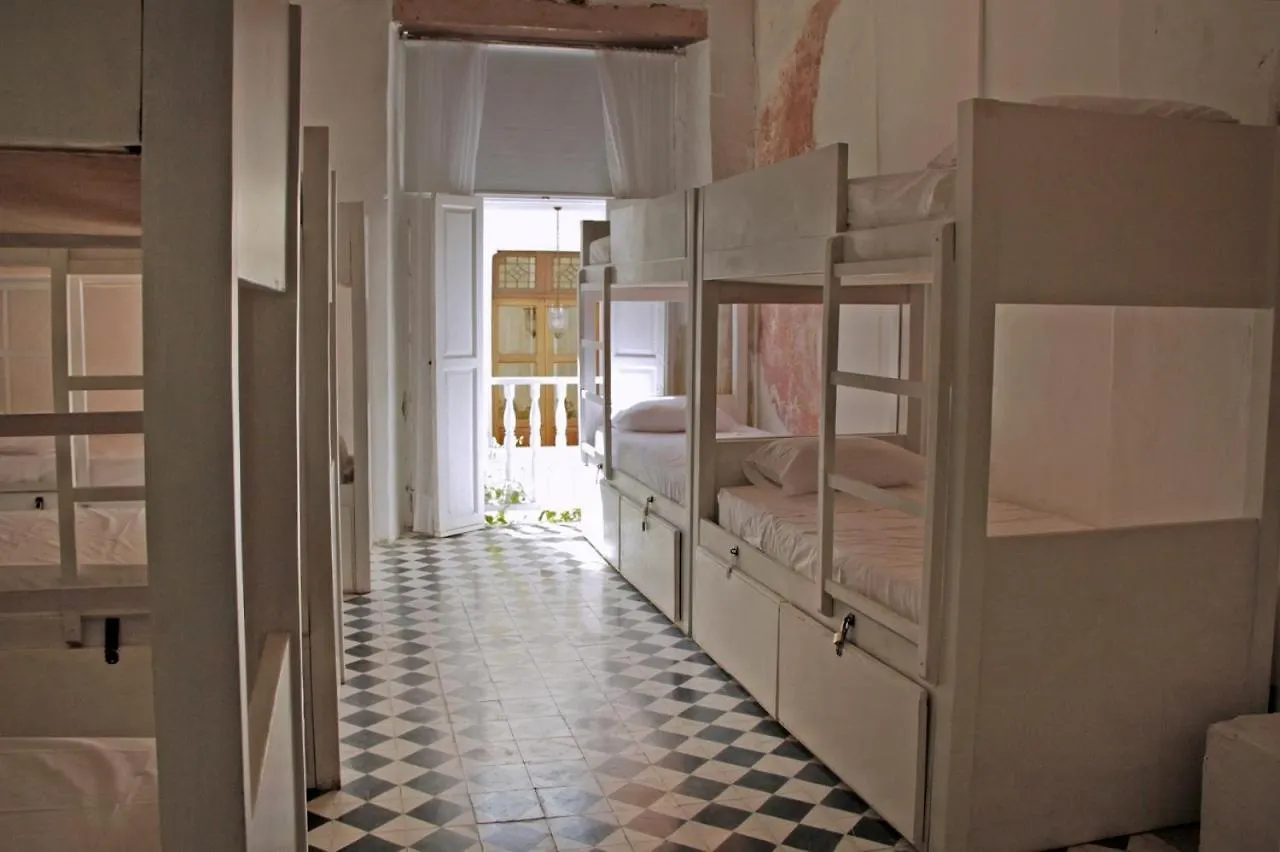 Be Lounge Hostel Cartagena 0*,  Colombia