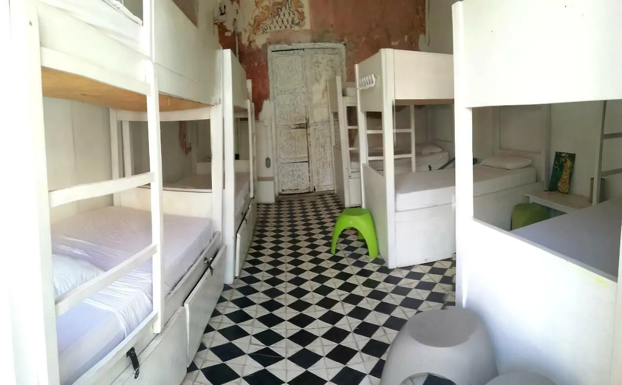 Be Lounge Hostel Cartagena Colombia