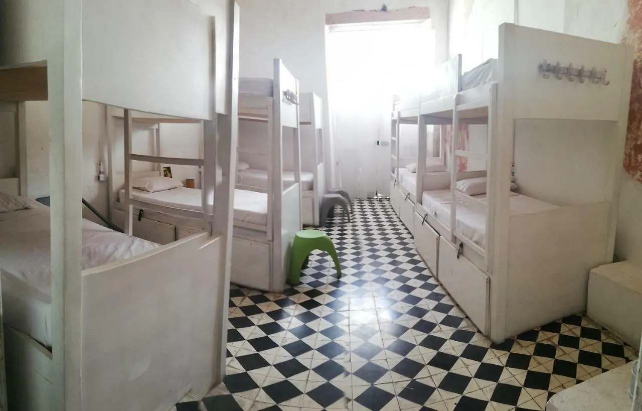 Be Lounge Hostel Cartagena